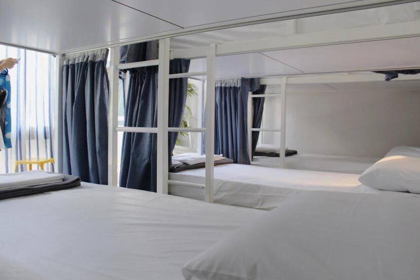 הוסטל אתונה Let Me Take My Bunk Bed מראה חיצוני תמונה